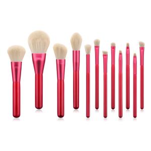 Juego de 12 Brochas de Maquillaje Rojo Rubí con Bolsa de Tela, Elegantes Herramientas de Maquillaje Rojas - Product Image 3