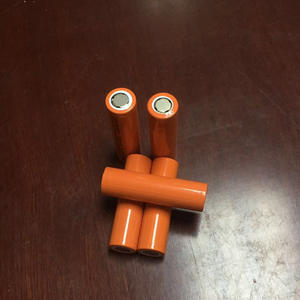 Popular Batería 26650 <span class=keywords><strong>3</strong></span>.<span class=keywords><strong>2</strong></span> V 3200 mah LiFePO4 Batería para el sistema Solar - Product Image 3