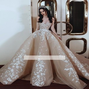 Ultimi Modelli di Abiti da <span class=keywords><strong>Sposa</strong></span> con Spalle Scoperte e Gonna Voluminosa - Product Image 2