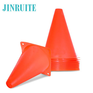 7-pulgadas Set de 10 de los deportes de plástico conos de tráfico formación conos de fútbol equipo de entrenamiento - Product Image 4