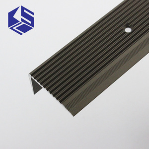 Bronze en aluminium nez de <span class=keywords><strong>marche</strong></span> d'<span class=keywords><strong>escalier</strong></span> bord <span class=keywords><strong>protection</strong></span> pour maison - Product Image 3