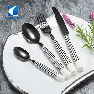 Bộ Đồ Sứ Sọc Trắng Đen Cathylin, Bộ Dao Kéo Bằng Thép Không Gỉ 18/10 Có Tay Cầm Bằng Gốm - Product Image 2