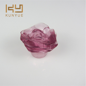Kunyue Nước Hoa Màu Đỏ Chai <span class=keywords><strong>Cap</strong></span> Shape Surlyn Nhựa Tùy Chỉnh Hoa Bơm Phun Hình Ảnh Màu 10000 Cái Pilfer-Proof GC-2269 Chấp Nhận - Product Image 2