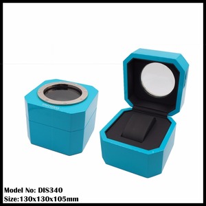 Caja de reloj de lujo para hombre 2026 con patrón de cuero y placa metálica cosida - Product Image 4