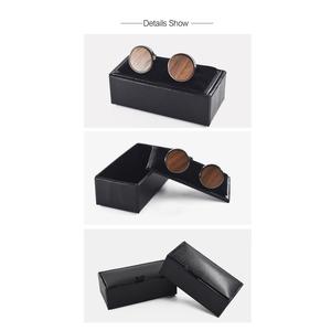 <span class=keywords><strong>Gemelli</strong></span> rotondi alla <span class=keywords><strong>moda</strong></span> in legno di noce nera con confezione regalo - Product Image 6