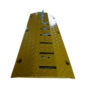 뜨거운 판매 타이어 킬러 타이어 킬러 스파이크 배리어 속도 범프 스틸 소재 도로 안전 교통 제어 스파이크 - Product Image 2