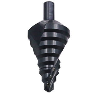 Punta da trapano a gradino HSS di colore nero con gambo a tre piani da 10-45mm mediante processo di nitrurazione - Product Image 4
