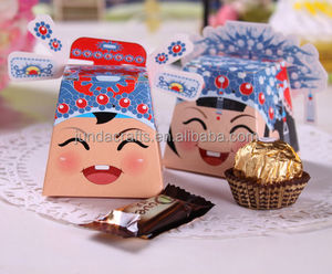 Bride and groom shaped small gift paper boxes for wedding favors candy and chocolates