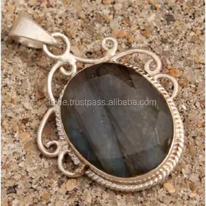 925 Sterling SilverPendant, Labradorite Gemstone Beautiful Pendant