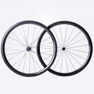 Juego de <span class=keywords><strong>ruedas</strong></span> de carbono para bicicleta de <span class=keywords><strong>carretera</strong></span> de 30/38/47/50/60/88mm <span class=keywords><strong>Tubular</strong></span> /Clincher/<span class=keywords><strong>ruedas</strong></span> de bicicleta de carbono sin cámara de 30/38/47/50/60/88mm - Product Image 2