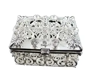 婚礼优惠嘉宾礼品白色金属水晶水钻珠宝饰品盒