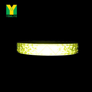Nastro riflettente fluorescente in Pvc giallo ad alta luce per segnaletica stradale e nastro di sicurezza del riflettore - Product Image 6