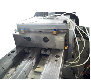 Trung Quốc <span class=keywords><strong>Wpc</strong></span> Khuôn <span class=keywords><strong>Pe</strong></span> <span class=keywords><strong>Wpc</strong></span> Và Pvc <span class=keywords><strong>Wpc</strong></span> Đùn Khuôn - Product Image 5