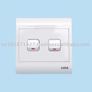 Interruptor de pared y enchufes 10A 250V - Product Image 1