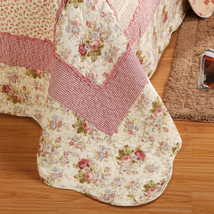 Bộ chăn ga gối cotton 100% họa tiết hoa đồng quê màu hồng, 3 món, cỡ Full/Queen - Product Image 3