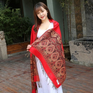 2025 européen à la mode gland conception longue Tippet châles tissé fil d'argent Jacquard Style ethnique écharpe français femmes écharpe châles - Product Image 1