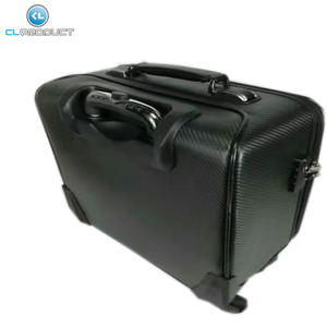 Maleta de Viaje Ligera de Fibra de Carbono de Lujo - Product Image 4
