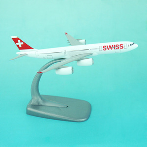 Cadeaux promotionnels Avion modèle SWISS A340-300 16 cm Avion à l'échelle Cadeau pour collection - Product Image 2