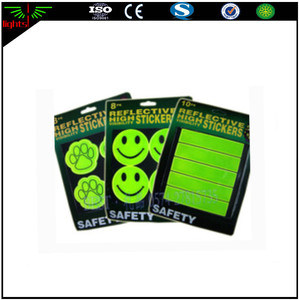 Maßgeschneiderte wasserdichte glow in <span class=keywords><strong>the</strong></span> dark emoji decor aufkleber für kinder und bike scary reflektierende aufkleber - Product Image 6