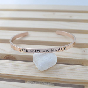 bracelets d'acier inox gravés adage proverbe bracelets encourageants avec citation - Product Image 2