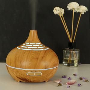 Difusor de Aromaterapia Portátil Ultrasónico Hidly con Aspecto de Madera, Humidificador de Aire de Vapor Frío de 400 ml con Cambio de Color LED - Product Image 3
