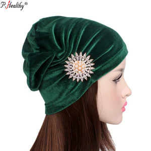 Phealthy <span class=keywords><strong>Cap</strong></span> hijab musulmán Popular Últimas islámica caliente terciopelo liso piedras underscarf con repiques blancos - Product Image 1