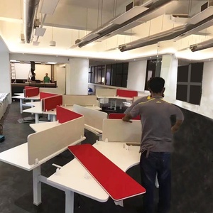 TUV Ce Persetujuan Garansi <span class=keywords><strong>5</strong></span> Tahun 3 Orang 120 Derajat Tinggi Elektrik Dapat Diatur Stasiun Kerja untuk Kantor