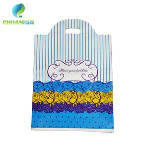 Yiwu fábrica OEM encantadora pequeña no transparente impreso patrón LACE Caño plástico asa troquelada Compras/bolsas de regalo - Product Image 3