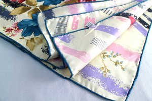 Lurex commercio all'ingrosso raso <span class=keywords><strong>di</strong></span> <span class=keywords><strong>seta</strong></span> quadrato turco turchia <span class=keywords><strong>sciarpa</strong></span> 100 sciarpe <span class=keywords><strong>di</strong></span> <span class=keywords><strong>seta</strong></span> <span class=keywords><strong>pura</strong></span> - Product Image 5