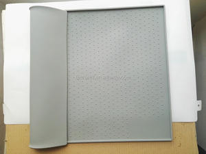 Köpek ve evcil hayvan besleme paspası kedi maması için kaymaz su geçirmez silikon Placemat su kasesi - Product Image 4
