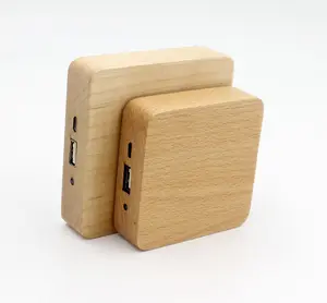 Caricabatteria portatile 8000 mah banca di potere di legno