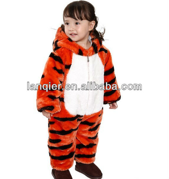 ребенка зимой ползунки с тигровыми стиль