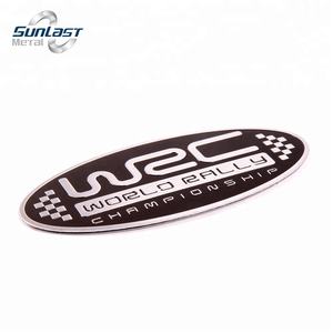 Emblema Adhesivo Personalizado de Aluminio con Logotipo de Marca de Auto - Product Image 5
