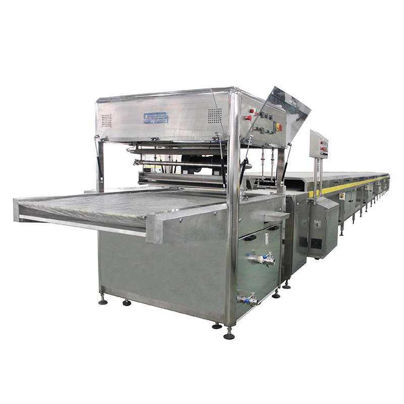 Full automatic and high capacity and good quality chocolate enrober line cooling tunnel
