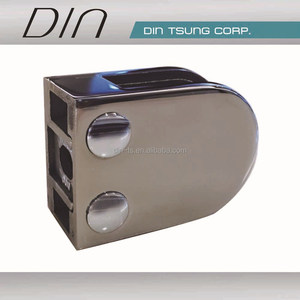Abrazadera de Vidrio de Acero Inoxidable en Forma de D para Pasamanos - Product Image 1