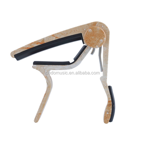 Capo de <span class=keywords><strong>guitare</strong></span> en bois de dernière conception, accessoires pour instruments à cordes acoustiques et électriques, avec ressort à mémoire de forme - Product Image 3