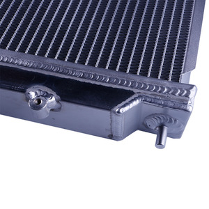 Tutto il radiatore universale di alluminio delle azione dell'automobile da corsa di barra del piatto adatto a 240SX 1995-1998 W/ KA - Product Image 3