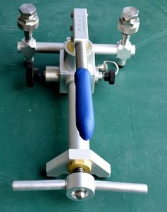 Bomba <span class=keywords><strong>de</strong></span> prueba <span class=keywords><strong>de</strong></span> presión neumática/comparación bomba con 40 bar - Product Image 4