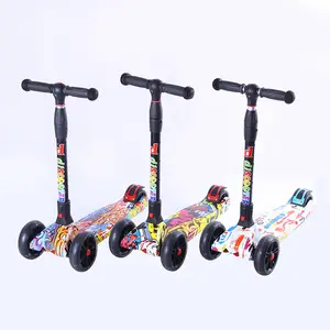 NewSpeed yeni ucuz toptan bebek 3 tekerlekli katlanabilir plastik Scooter bisiklet çocuk elektrikli Scooter ile çocuklar için