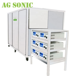 Grande machine de <span class=keywords><strong>nettoyage</strong></span> <span class=keywords><strong>par</strong></span> <span class=keywords><strong>ultrasons</strong></span> industrielle <span class=keywords><strong>pour</strong></span> jantes, pièces automobiles, bloc moteur, <span class=keywords><strong>ateliers</strong></span> automobiles - Product Image 4