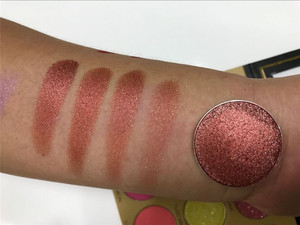 Bán Buôn Không Có Logo Mỹ Phẩm Nhãn Hiệu Riêng 18 Màu Sắc Biểu Tượng Tùy Chỉnh Mỹ Phẩm Tư Nhân Mỹ Phẩm Tàn Ác Trang Điểm Miễn Phí <span class=keywords><strong>Eyeshadow</strong></span> OEM - Product Image 6