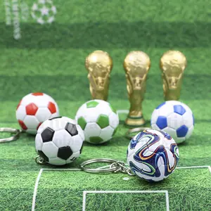 Özel 3D yumuşak pvc kauçuk anahtarlık futbol anahtarlık için Noel promosyon hediyeler