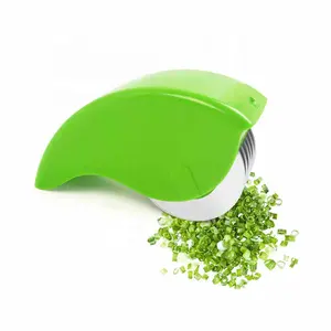 Taglierina di verdure Manuale Scalogno di Erba Cipollina Menta Mincer Cucina Erba Rullo con 6 Lame In Acciaio Inox