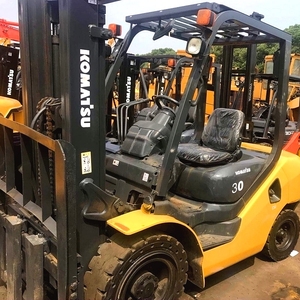 Bon moteur, chariot élévateur Komatsu FD30 d'occasion à vendre - Product Image 2
