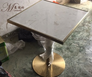 Mesa de Comedor Moderna de Acero Inoxidable Dorado con Cubierta de Mármol Cuadrada para Cafetería - Product Image 2