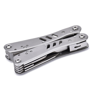 คีมสแตนเลสสีเงินพร้อมไขควงและปลอกสำหรับการตั้งแคมป์และงานต่างๆตามตะขอ - Product Image 1