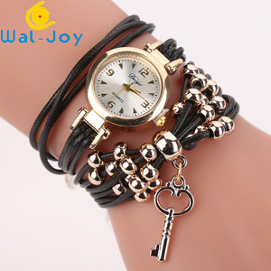 WJ-7400, la dernière <span class=keywords><strong>montre</strong></span> à <span class=keywords><strong>quartz</strong></span> pour <span class=keywords><strong>femme</strong></span>, style simple et atmosphérique, logo personnalisé, <span class=keywords><strong>prix</strong></span> bas, charme, bracelet original - Product Image 1