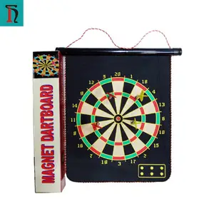 Wholesale Menggantung Kustom Kuat Magnetik Papan Dart Set Papan Panah Bahan Berkualitas Tinggi Indoor Game Papan Dart dengan Anak Panah