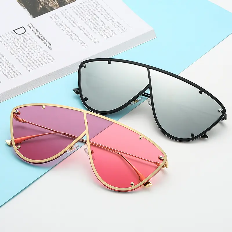 BLONGU Retro Vintage Eyewear Oversized Sunglasses Women Fashion Glasses oculosデゾルCat Eye Designer Sunglasses