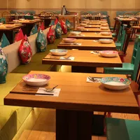 Tabela de madeira praça chinesa moderna restaurante